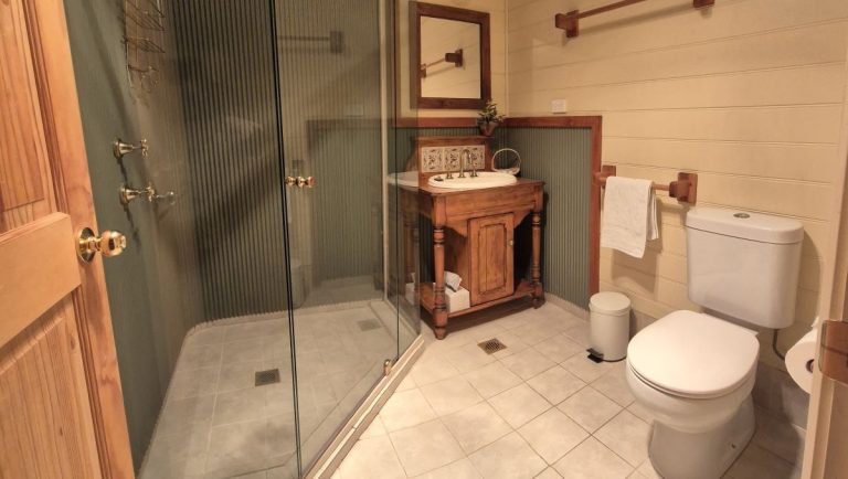 bathroom_20250926_084849alr